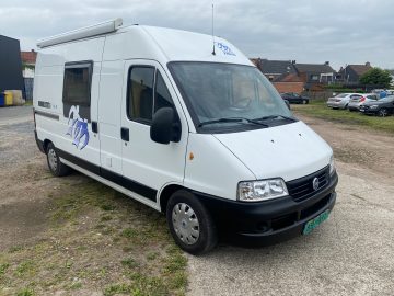 Knaus BoxStar Vast bed, AIRCO 2.8 Turbo