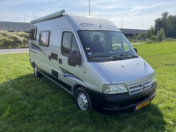 Pössl 2Win Vast bed 2.8 Turbo 128pk, AIRCO